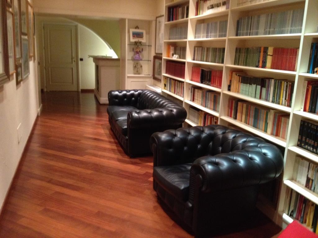 Loft Piazza Universita Catánia Kamer foto